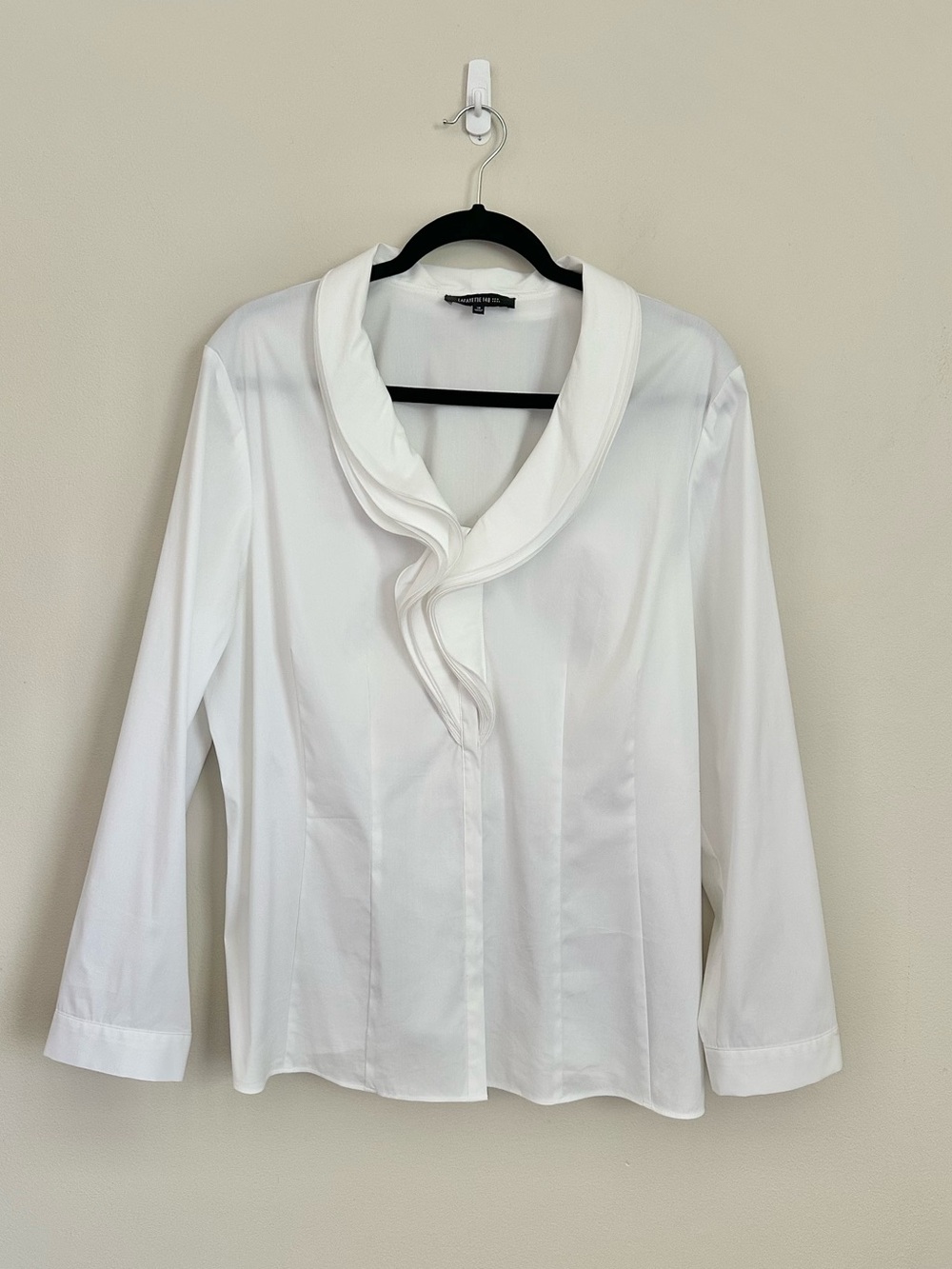 Lafayette 148 New York White Ruffle Neck Stretch Blouse Size 18 XL Career Basics